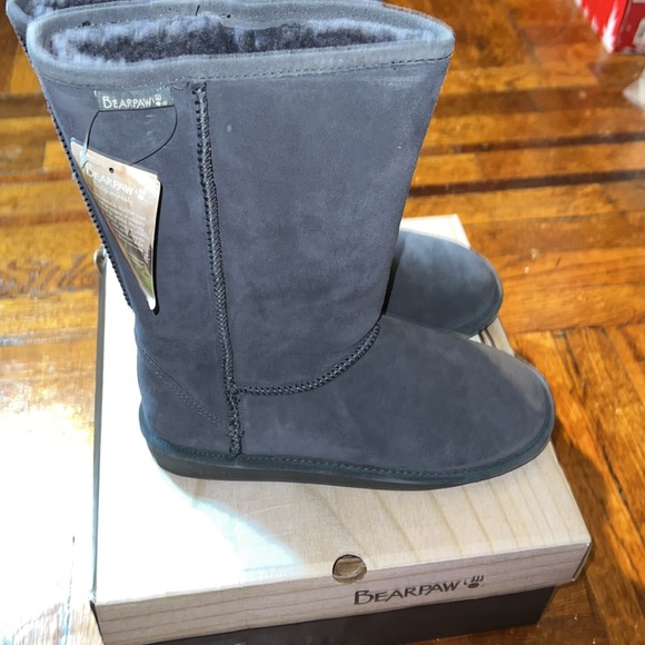 BearPaw - Picture 3 of 5